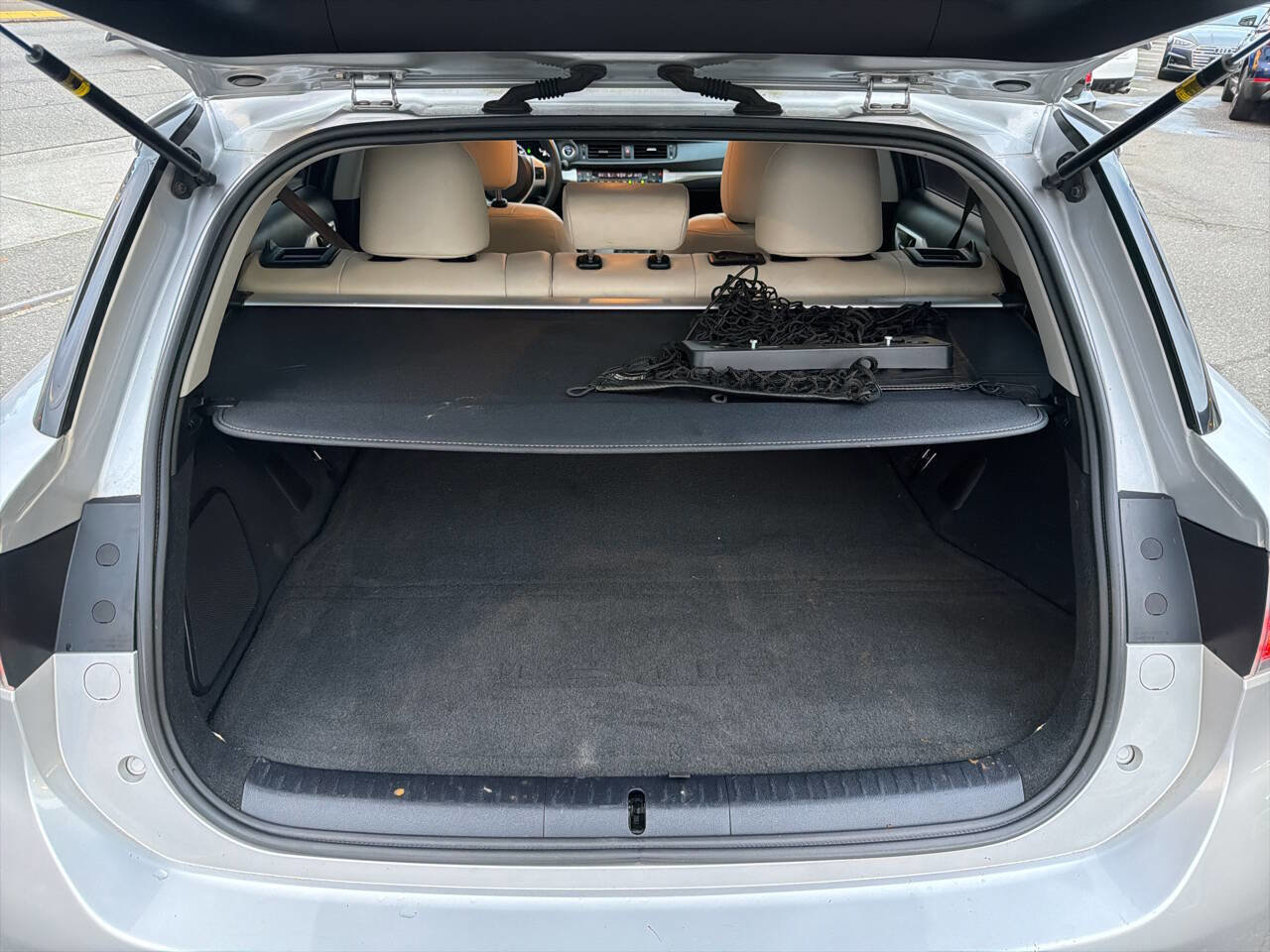 Used 2011 Lexus CT 200h Premium w/ Premium Audio Pkg image 7