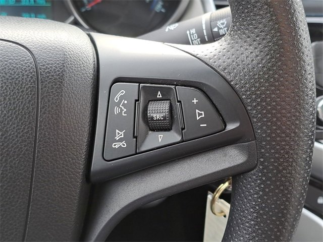 Used 2014 Chevrolet Cruze LS image 17