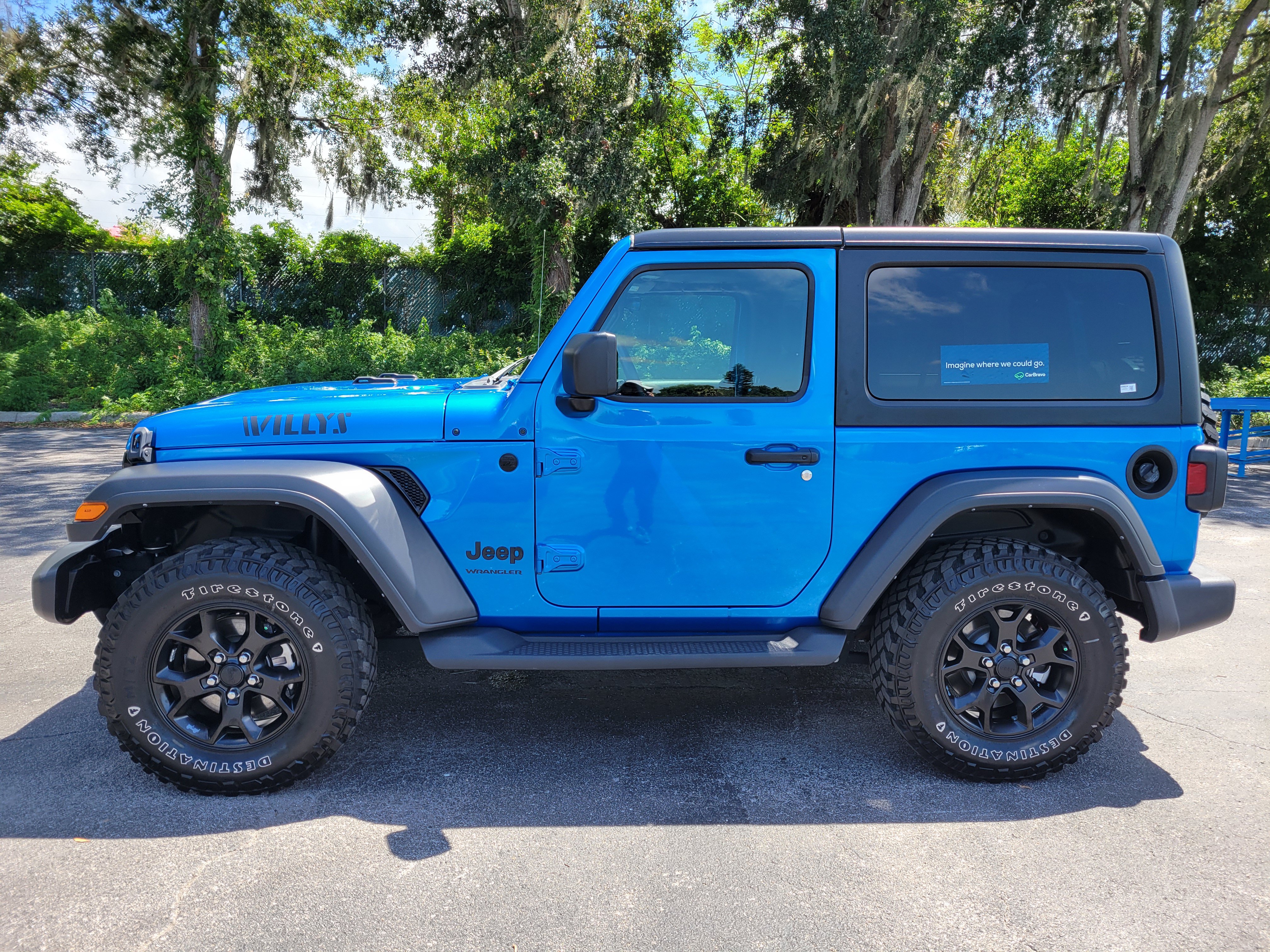 Used 2022 Jeep Wrangler Sport AWD/4WD image 9