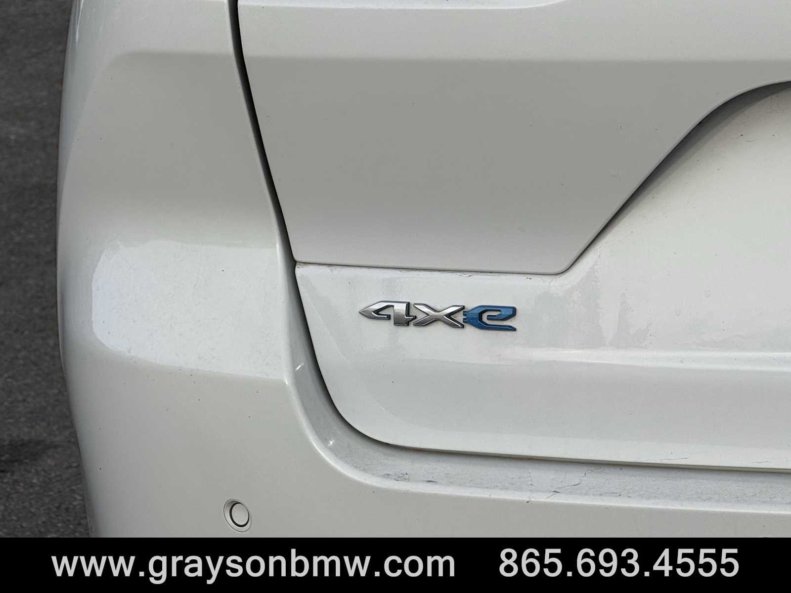 Used 2022 Jeep Grand Cherokee Summit w/ Luxury Tech Group V image 39