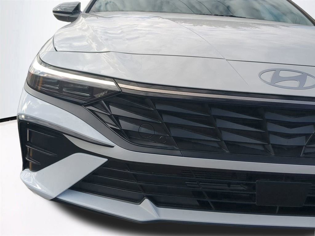 New 2026 Hyundai Elantra SEL Sport image 10
