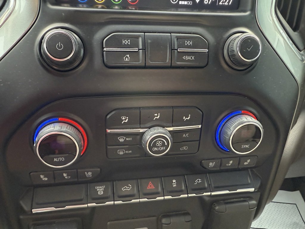 Certified 2022 Chevrolet Silverado 3500 LTZ w/ LTZ Convenience Package image 32