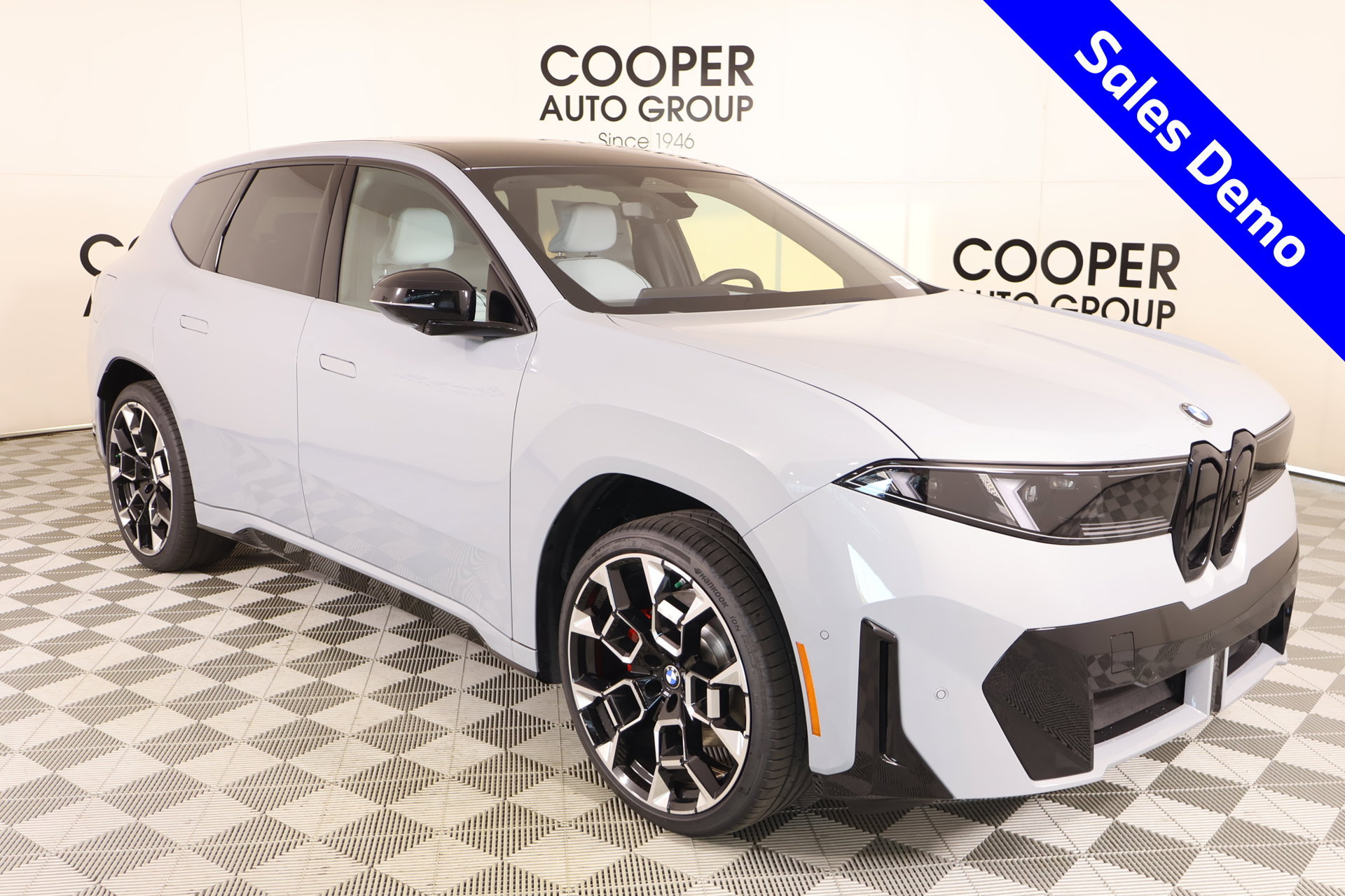 New 2027 BMW iX3 50 xDrive w/ M Sport Professional Package AWD/4WD image 1