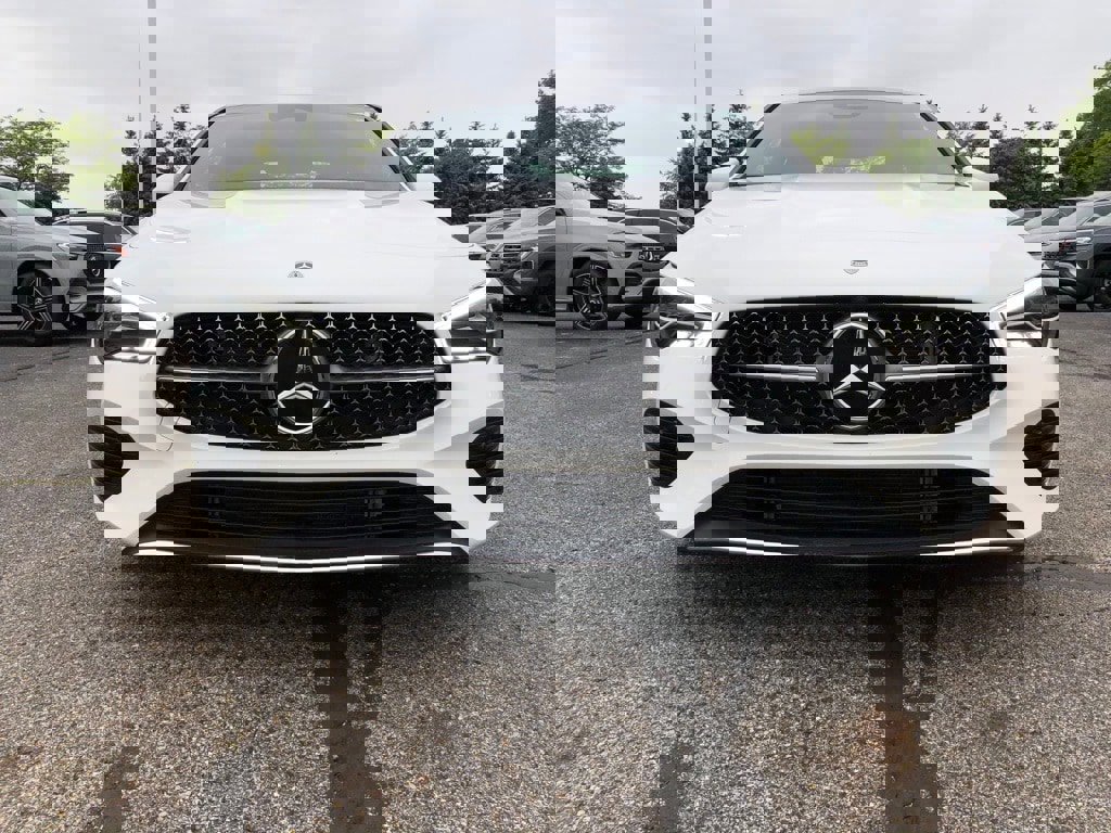 New 2025 Mercedes-Benz CLA 250 4MATIC image 2