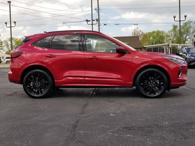 Used 2023 Ford Escape ST-Line Elite AWD/4WD image 4