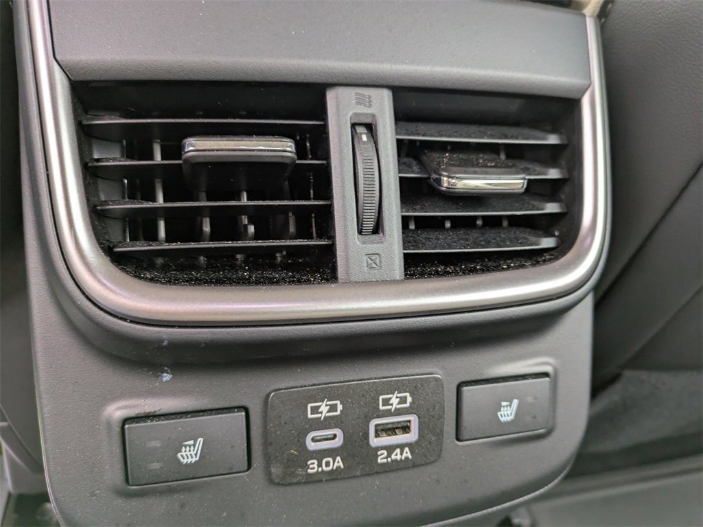 Used 2025 Subaru Legacy Limited w/ Popular Package #3 image 11