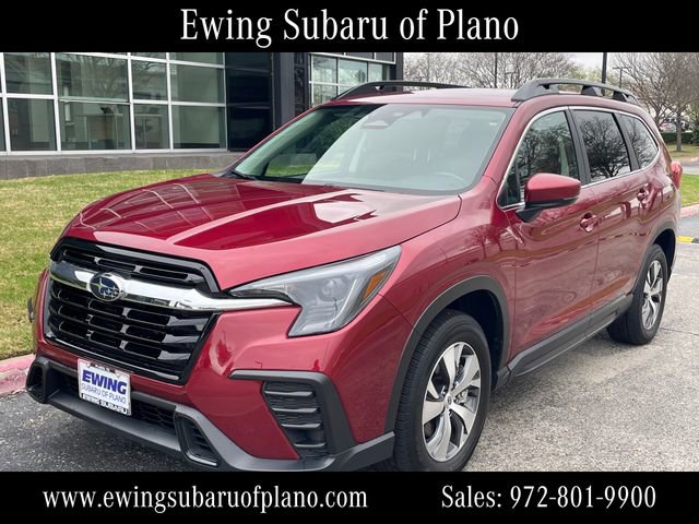 Used 2025 Subaru Ascent Premium image 2