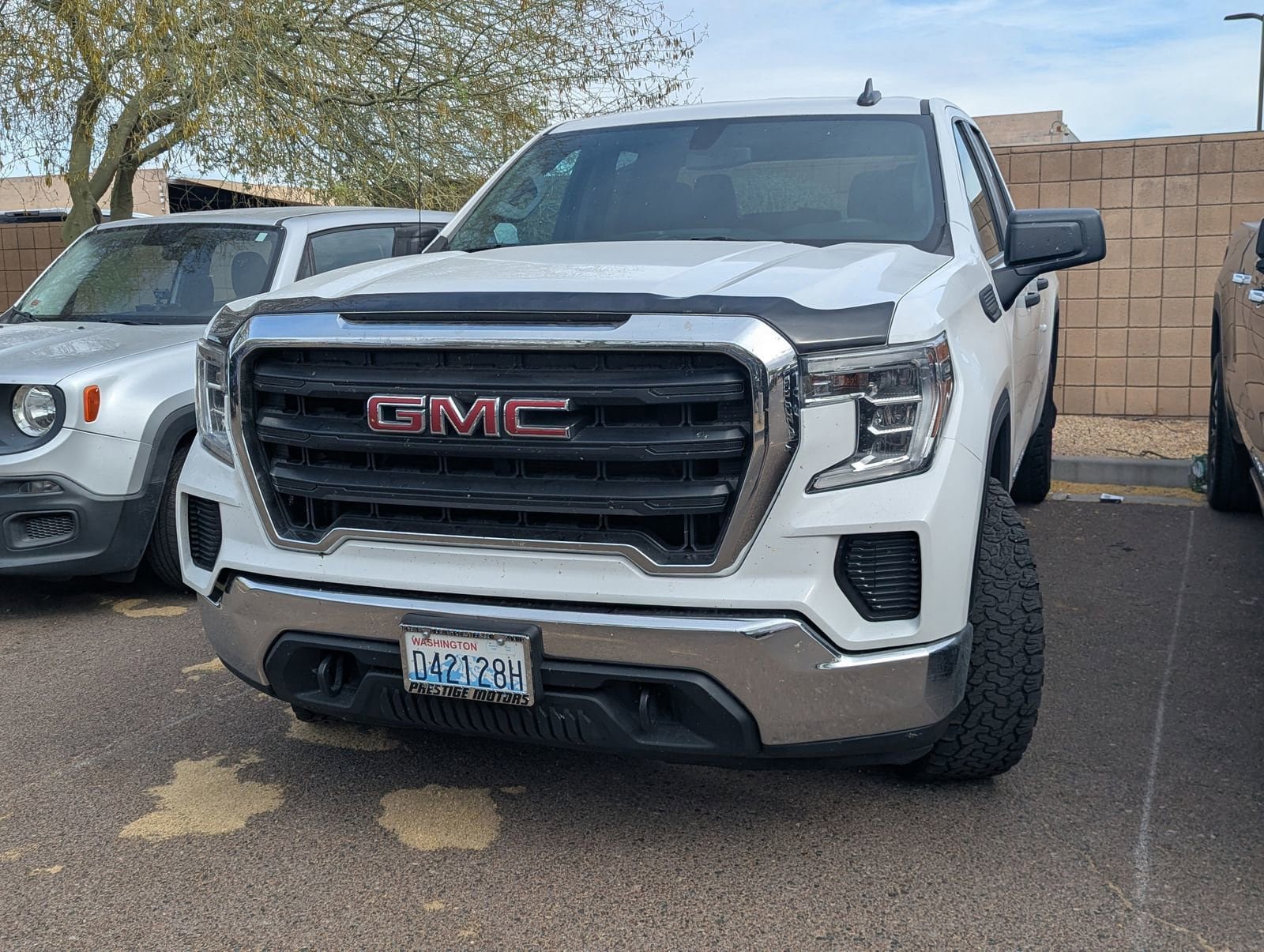 Used 2019 GMC Sierra 1500 4x4 Double Cab w/ Convenience Package image 2