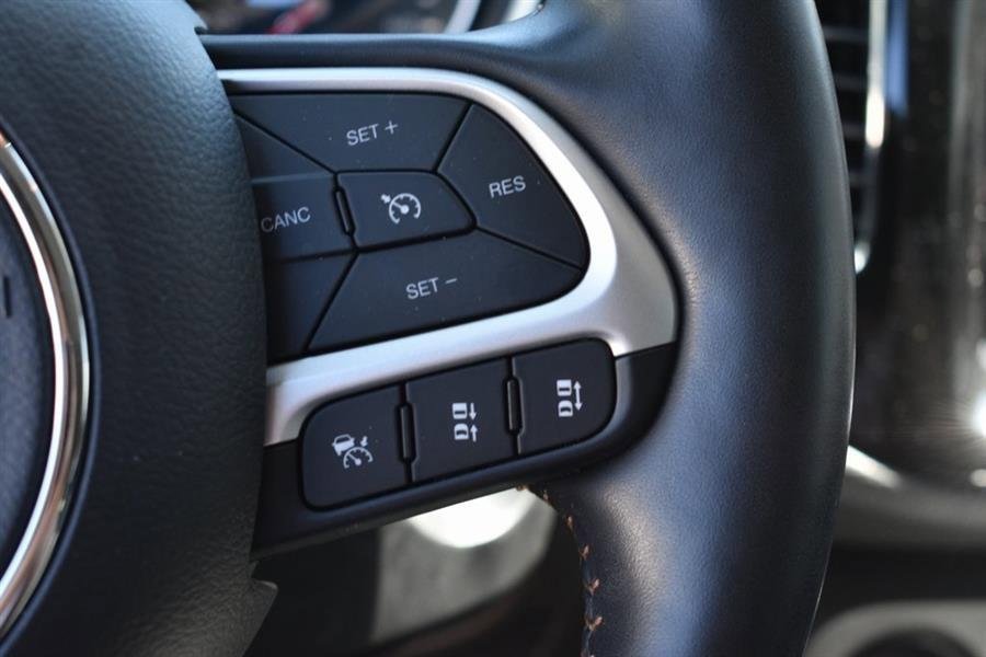 Used 2021 Jeep Compass Limited w/ Elite Interior Group image 17