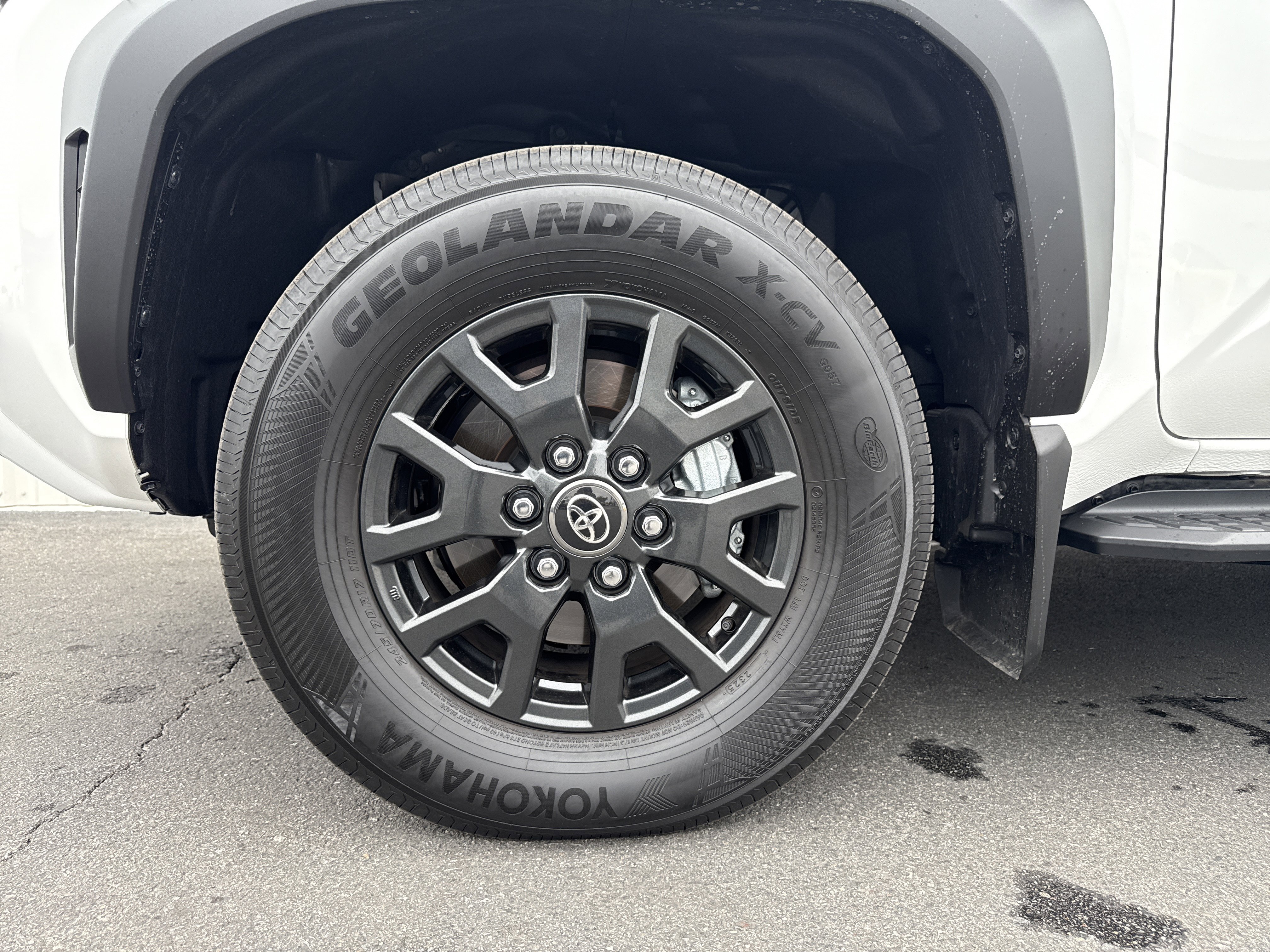 Used 2025 Toyota 4Runner SR5 image 5