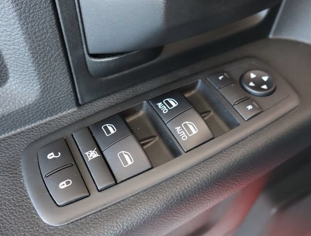 Used 2018 RAM 2500 Tradesman w/ Chrome Appearance Group AWD/4WD image 20
