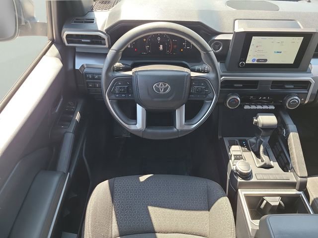 Used 2025 Toyota 4Runner SR5 AWD/4WD image 14