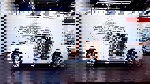 Used 2010 Rolls-Royce Phantom Sedan image 9