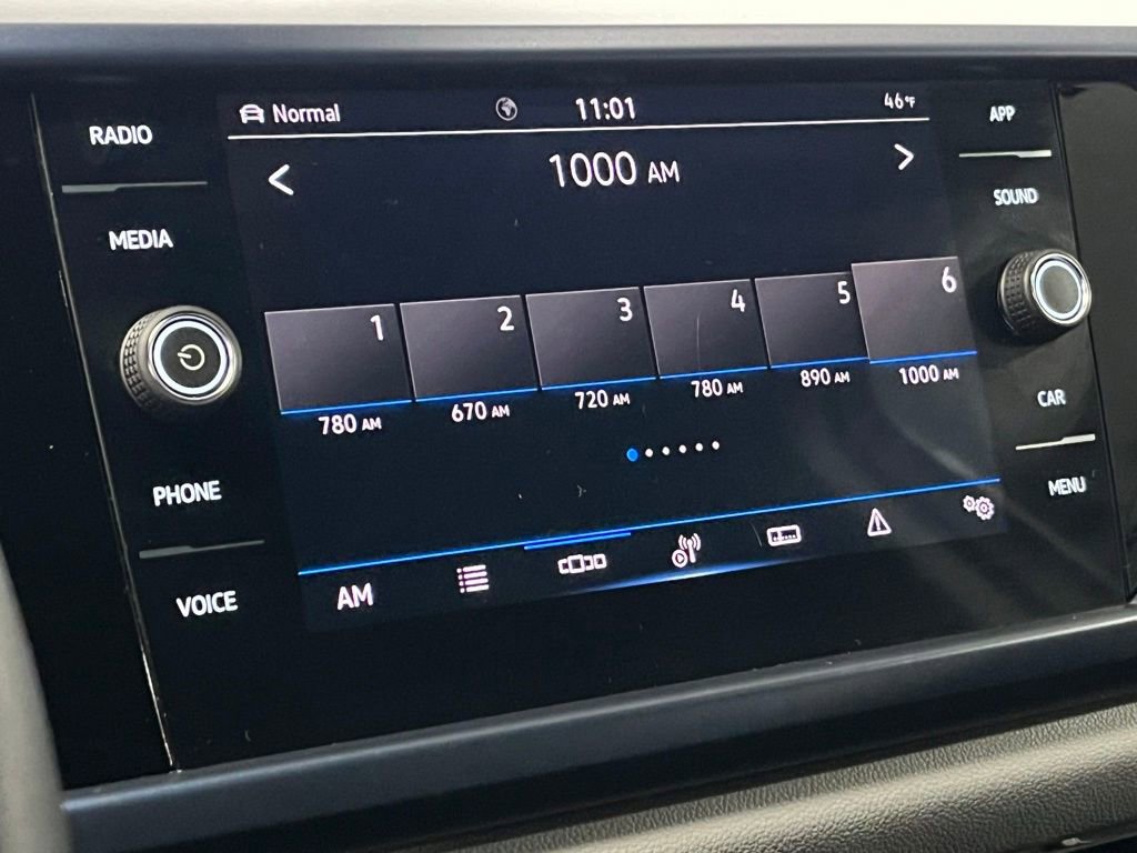 Used 2023 Volkswagen Taos SE image 28