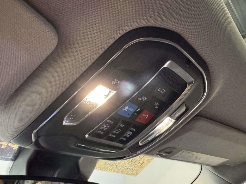 Used 2021 Jeep Grand Cherokee L Limited image 26