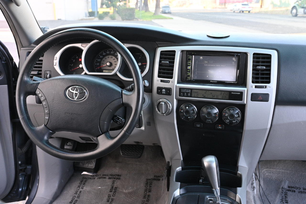 Used 2003 Toyota 4Runner Sport AWD/4WD image 17