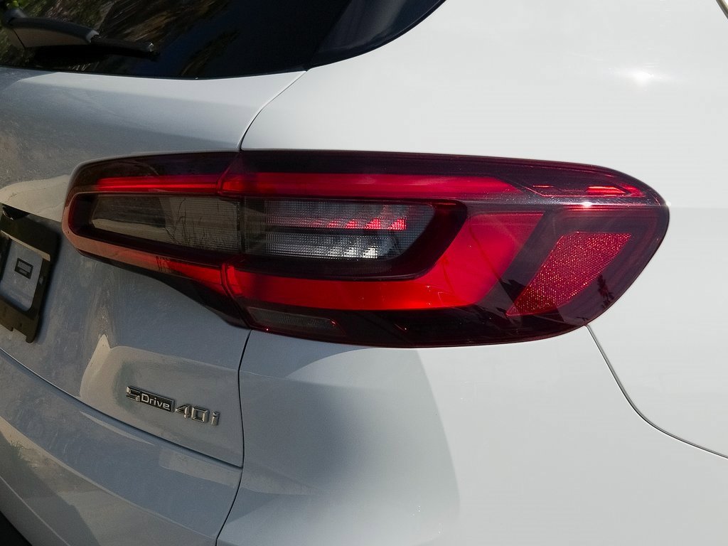 Certified 2023 BMW X5 sDrive40i w/ Parking Assistance Package image 7