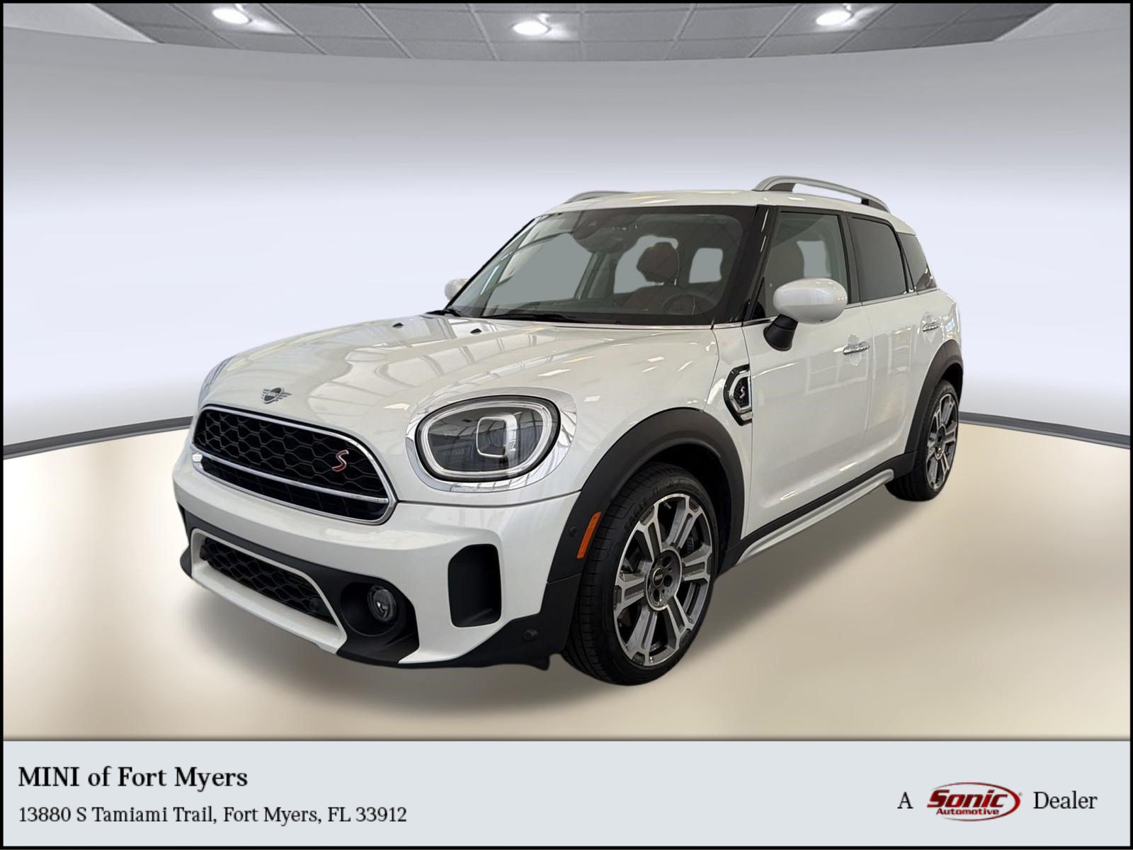 Used 2023 MINI Cooper Countryman S FWD image 1