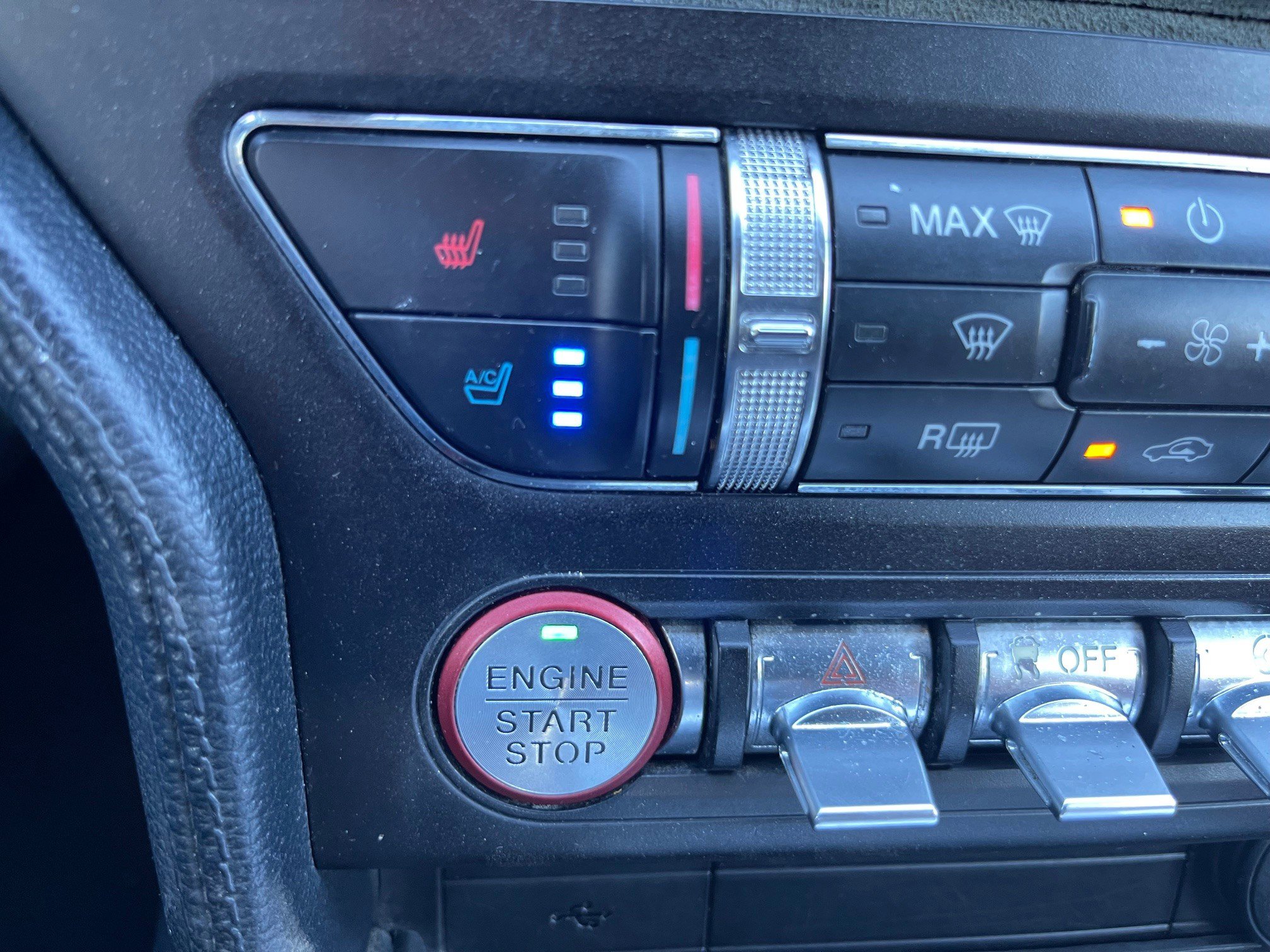 Used 2018 Ford Mustang Premium RWD image 20