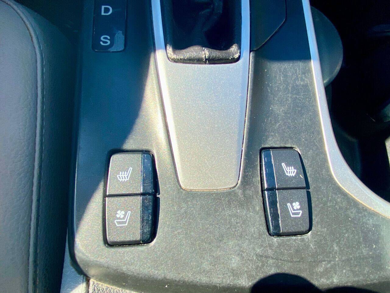 Used 2016 Acura RDX AWD w/ Advance Package image 29