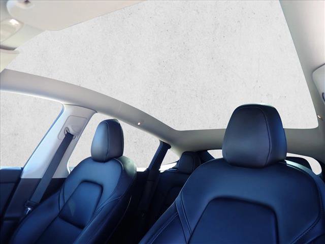 Used 2021 Tesla Model Y Long Range image 14