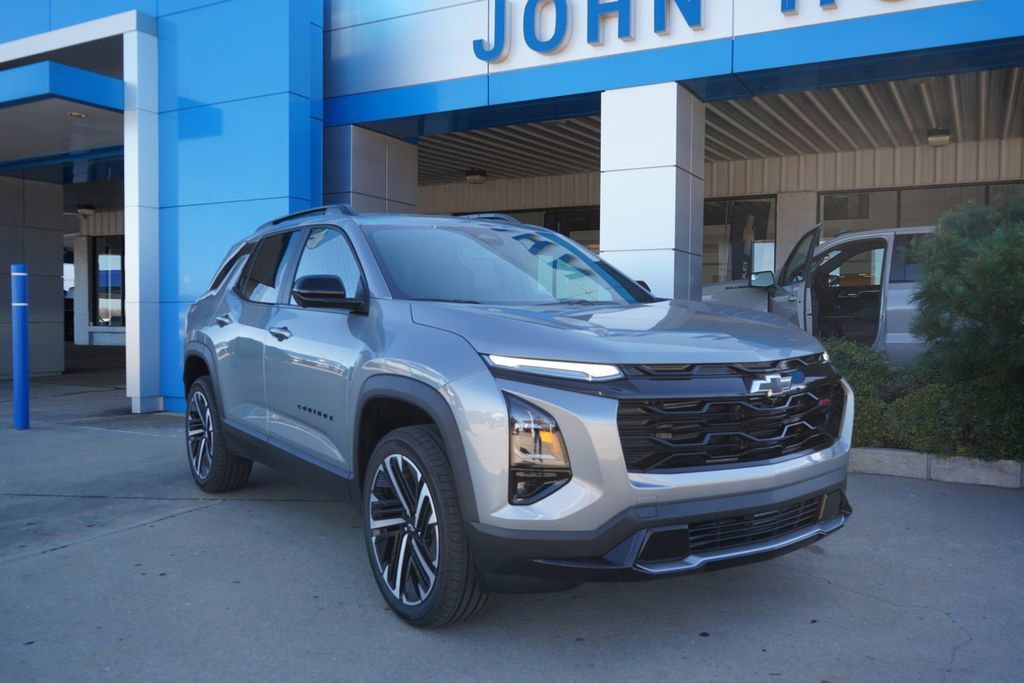 New 2026 Chevrolet Equinox RS w/ Convenience Package III FWD image 2