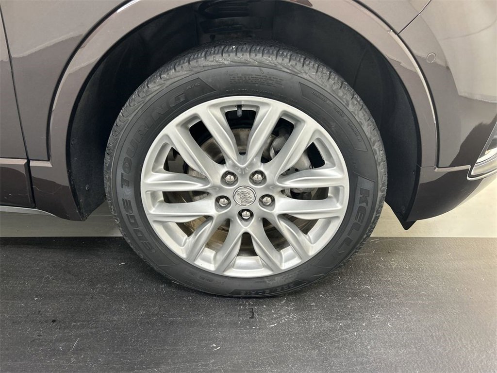 Used 2020 Buick Envision Premium w/ Driver Confidence Package image 10