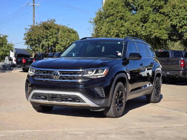 Used 2021 Volkswagen Atlas SE w/ Panoramic Sunroof Package AWD/4WD image 3