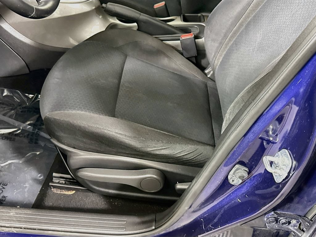 Used 2016 Nissan Juke SV AWD/4WD image 23