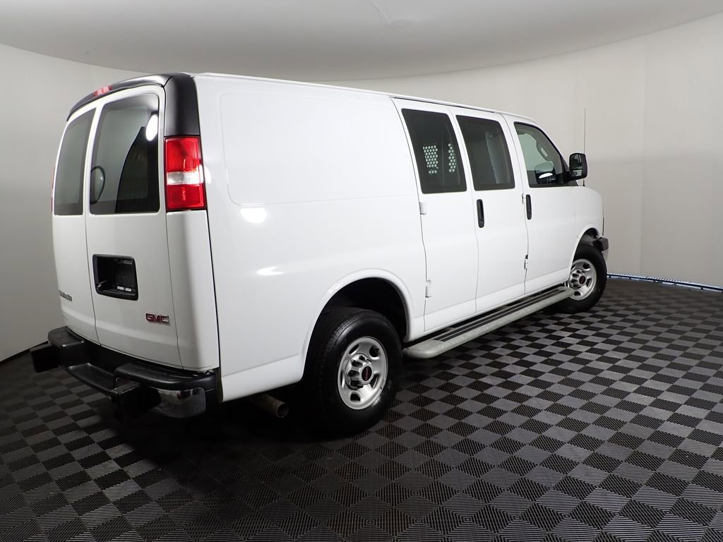 Used 2024 GMC Savana 2500 w/ Driver Convenience Package RWD image 17