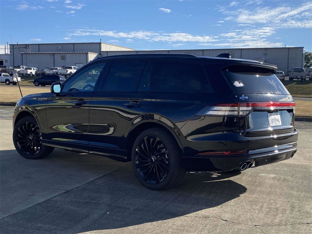 New 2025 Lincoln Aviator Reserve w/ Luxury Package image 5