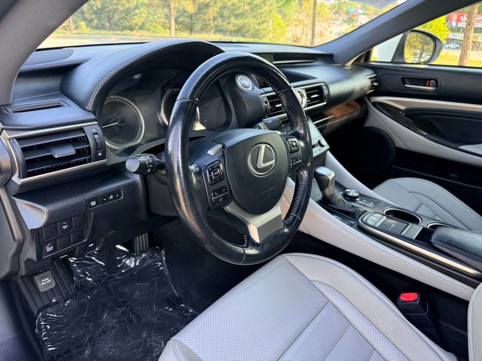 Used 2015 Lexus RC 350 AWD w/ Navigation System Package image 22