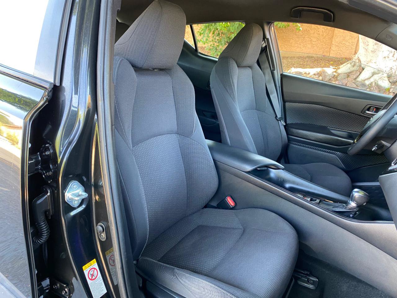 Used 2018 Toyota C-HR XLE FWD image 51