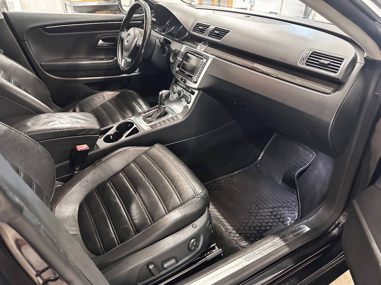 Used 2014 Volkswagen CC Executive AWD/4WD image 11