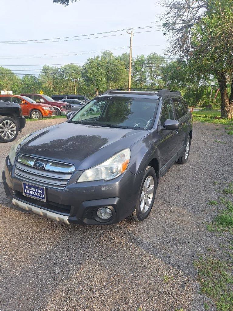 Used 2014 Subaru Outback 2.5i Limited AWD/4WD image 4