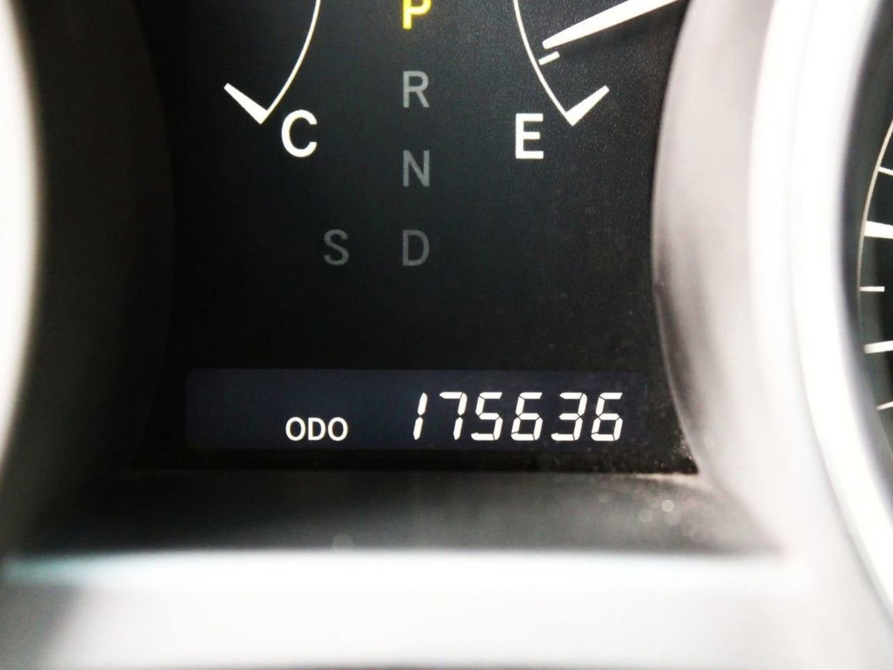 Used 2011 Toyota Highlander 2WD w/ Tech Pkg image 15