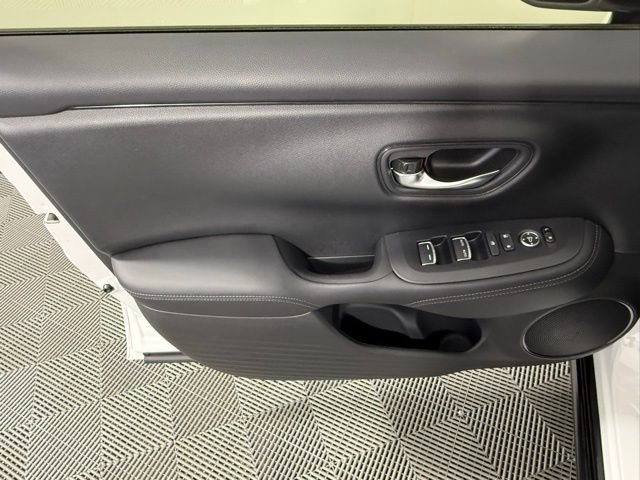 Used 2025 Honda HR-V EX-L image 14