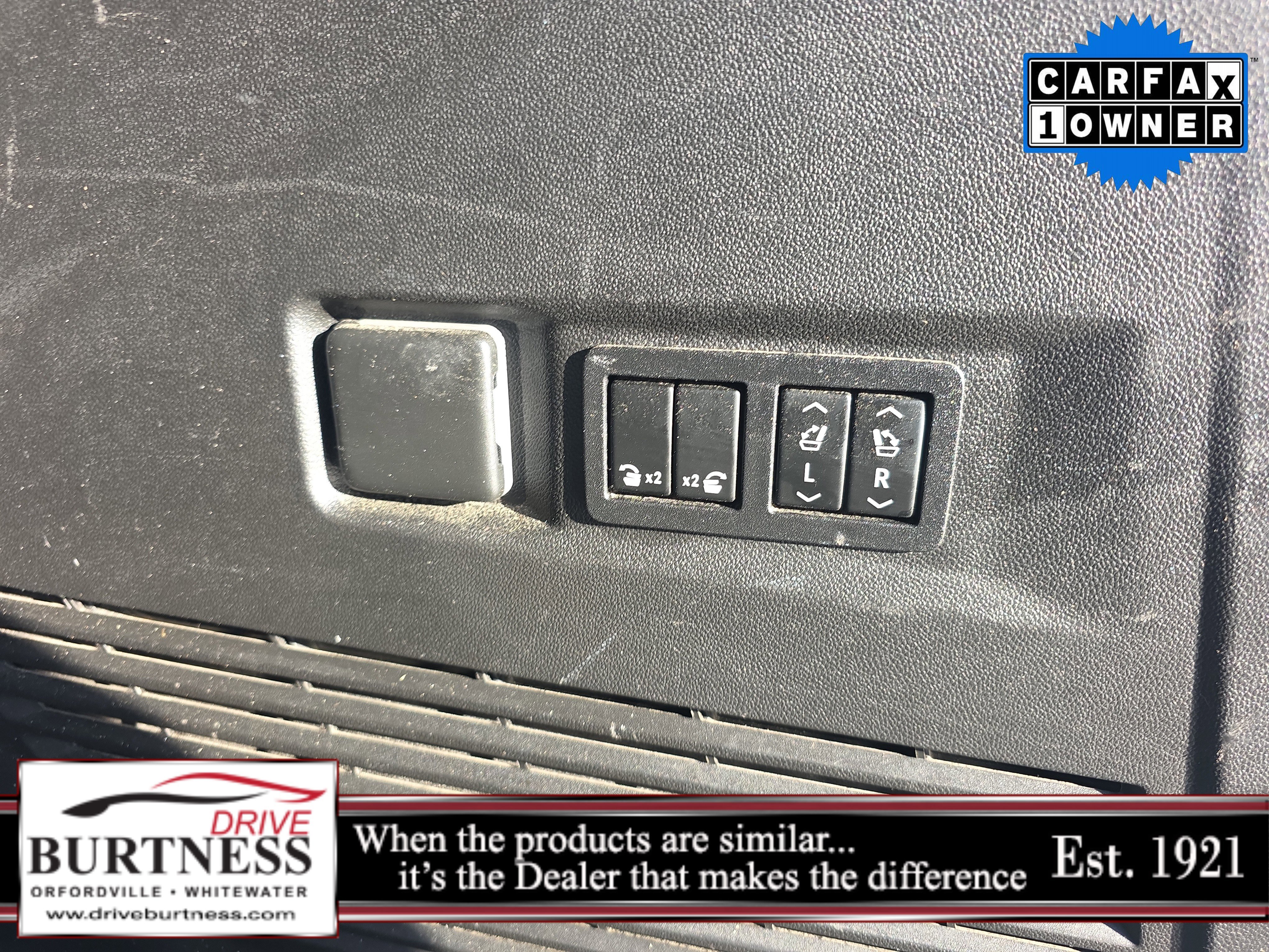 Used 2022 Chevrolet Tahoe RST w/ Luxury Package image 34