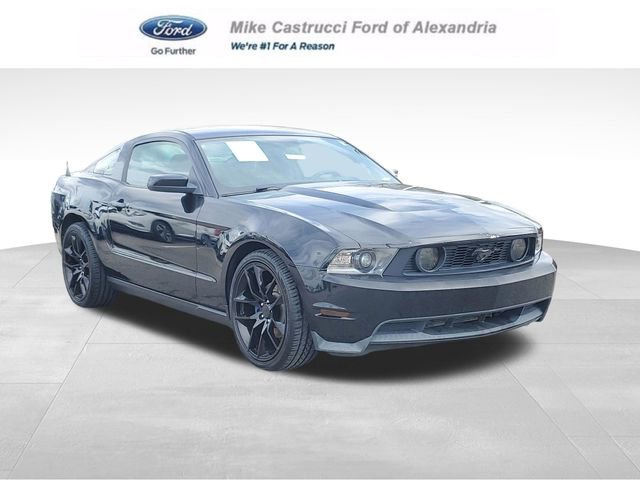 Used 2010 Ford Mustang GT Premium RWD image 1