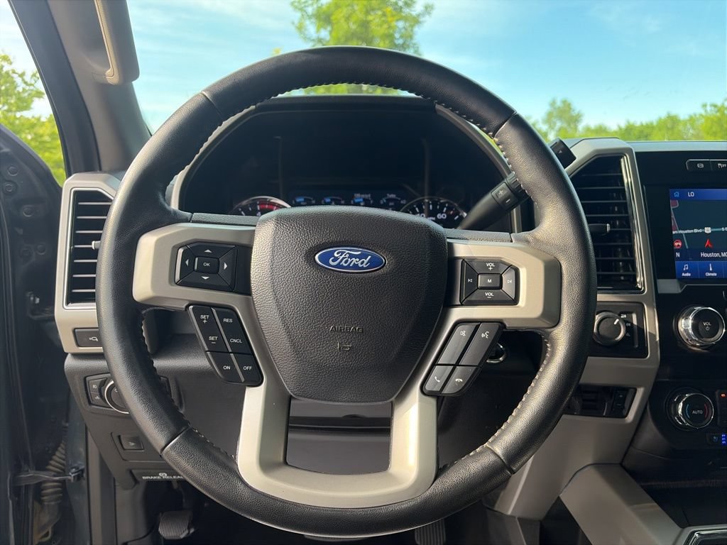 Used 2021 Ford F250 Lariat w/ Lariat Ultimate Package AWD/4WD image 16