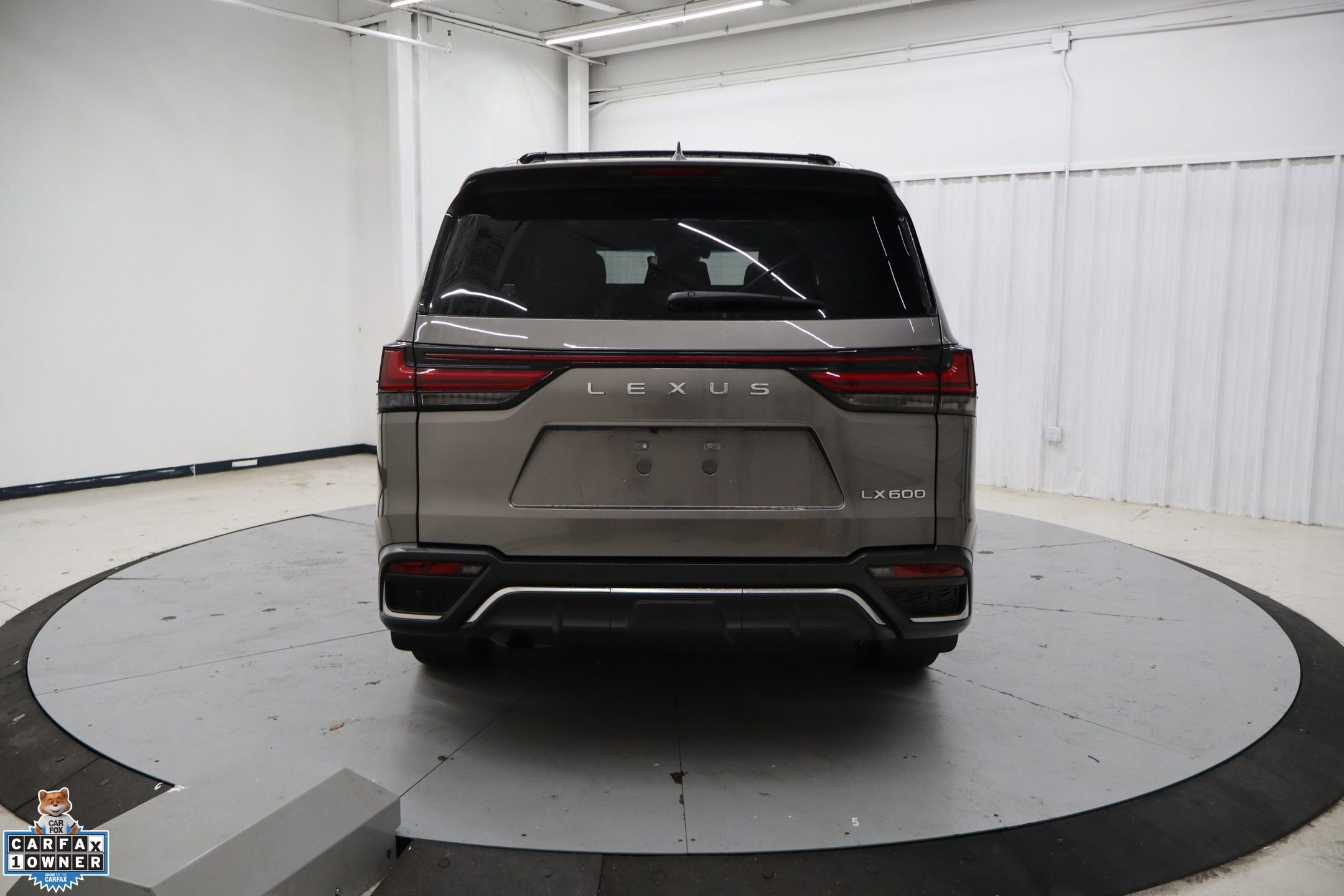 Used 2024 Lexus LX 600 F Sport image 6