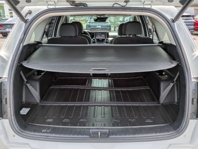 Used 2021 Kia Sorento EX FWD image 13