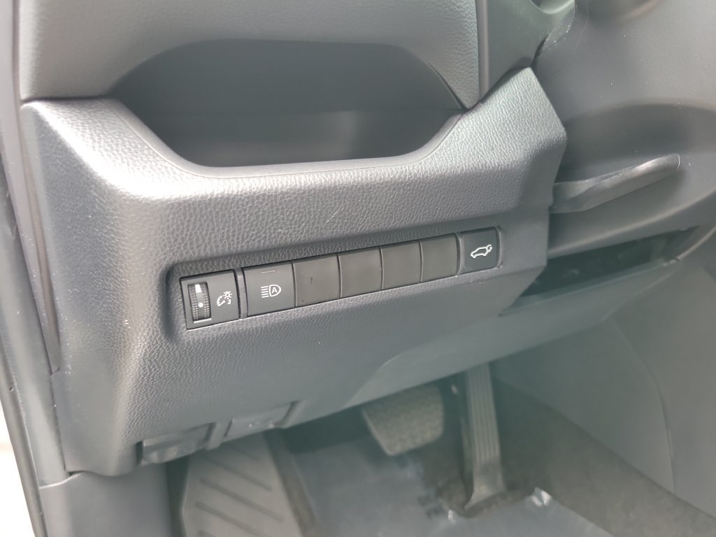 Used 2024 Toyota RAV4 XLE Premium FWD image 14