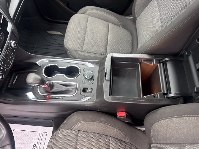 Used 2022 Chevrolet Traverse LT FWD image 23