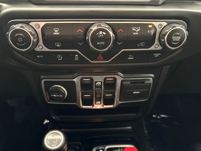 Used 2021 Jeep Wrangler Unlimited Sahara w/ Uconnect 4C Nav & Sound Group image 38