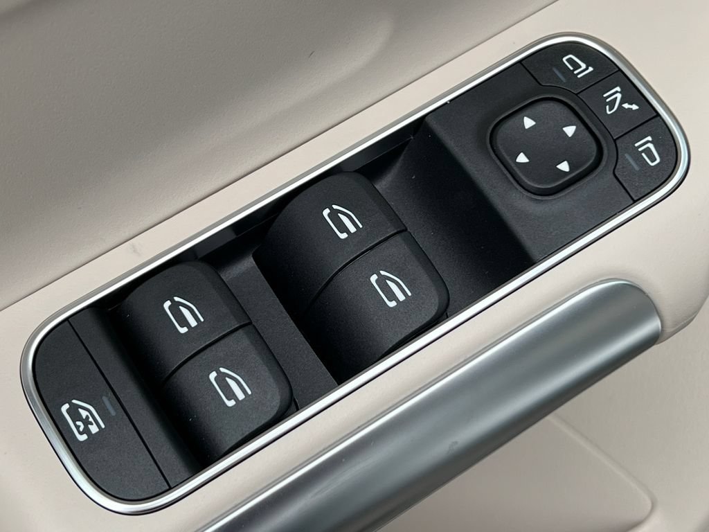 New 2026 Mercedes-Benz GLA 250 4MATIC image 15