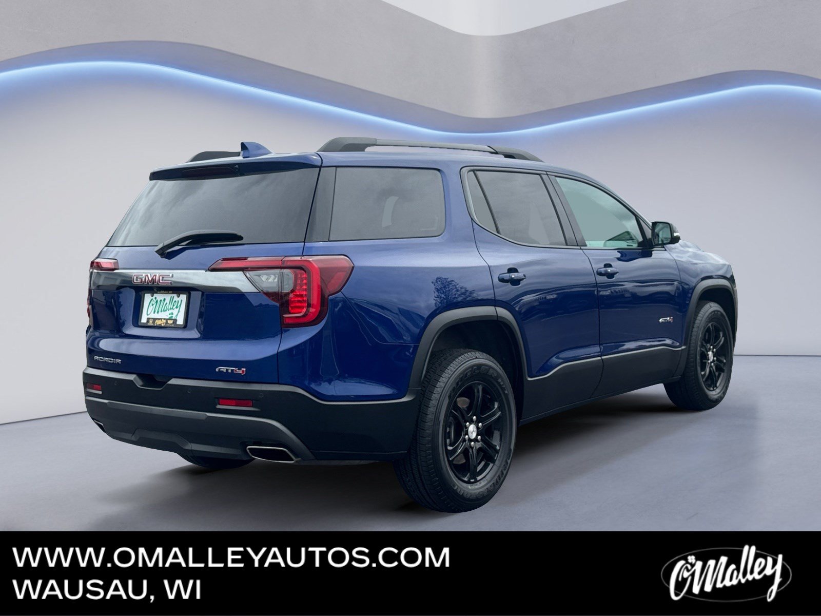 Used 2023 GMC Acadia AT4 w/ Technology Package AWD/4WD image 5