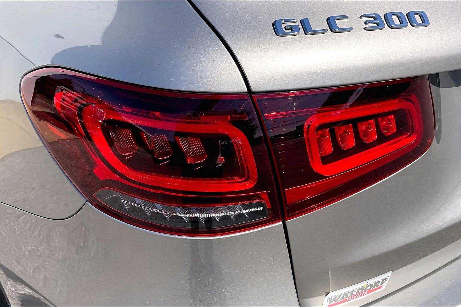 Used 2021 Mercedes-Benz GLC 300 4MATIC image 34