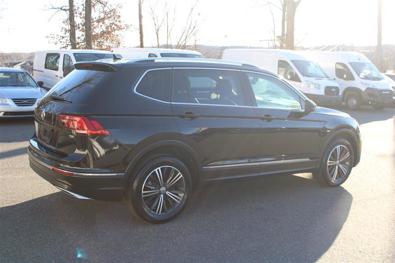 Used 2018 Volkswagen Tiguan SEL image 8