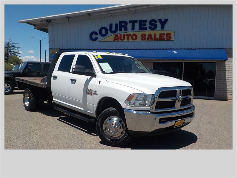 Used 2014 RAM 3500 Tradesman w/ Chrome Appearance Group AWD/4WD image 11